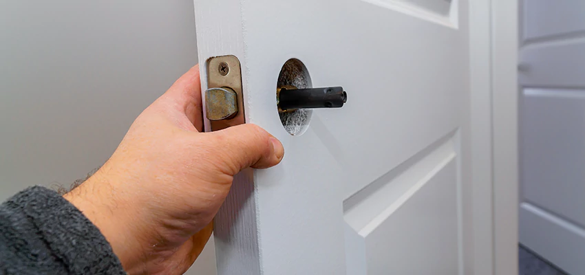 Nighttime Locksmith For Lock Repair in Fort Lee, NJ