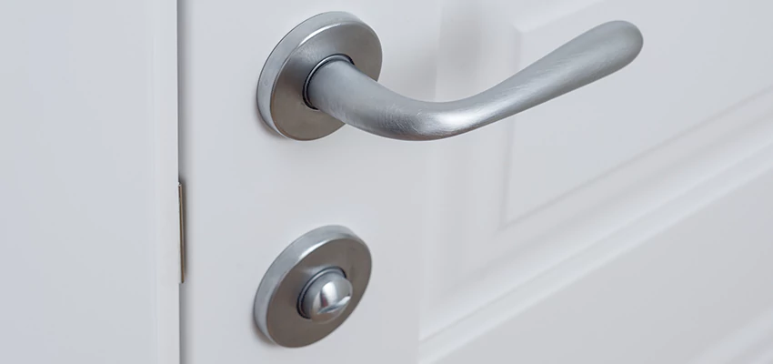 Single-Occupancy Restroom Locks Repair in Fort Lee, New Jersey