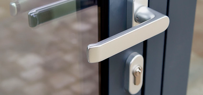 Broken Door Lock Cylinder Repair in Fort Lee, New Jersey