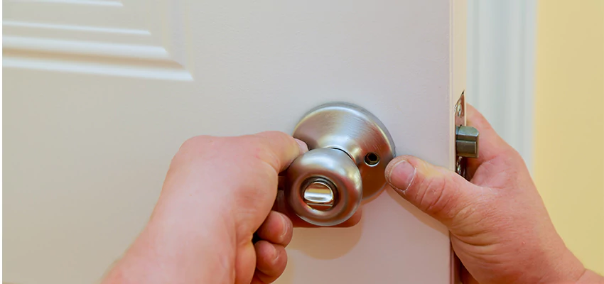 After-hours Locksmith For Lock And Key Installation in Fort Lee, NJ