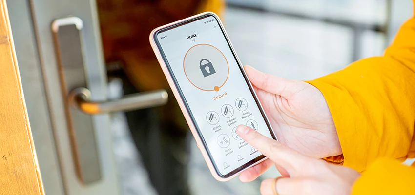 Automatic Door Lock Opener Repair in Fort Lee, New Jersey