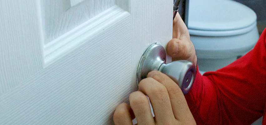 Vintage Door Knob Replacement in Fort Lee, NJ